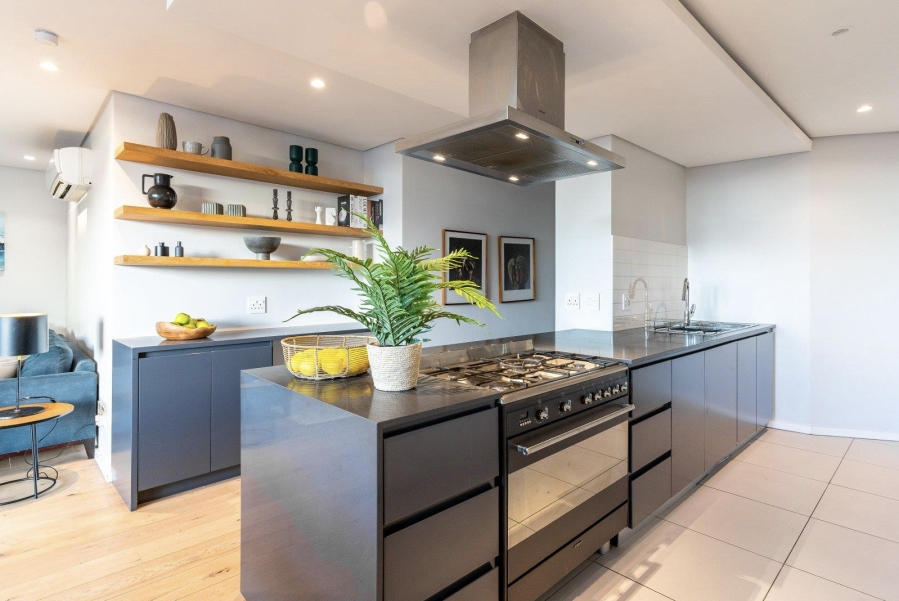 3 Bedroom Property for Sale in Green Point Western Cape